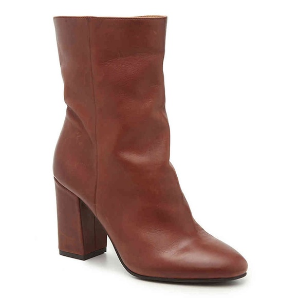 Lucky Brand Shoes - Lucky Brand Walwyn sz 6 Tan Brown Boot Bootie